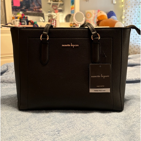 Nanette Lepore Handbags - Nanette Lepore Tote Purse